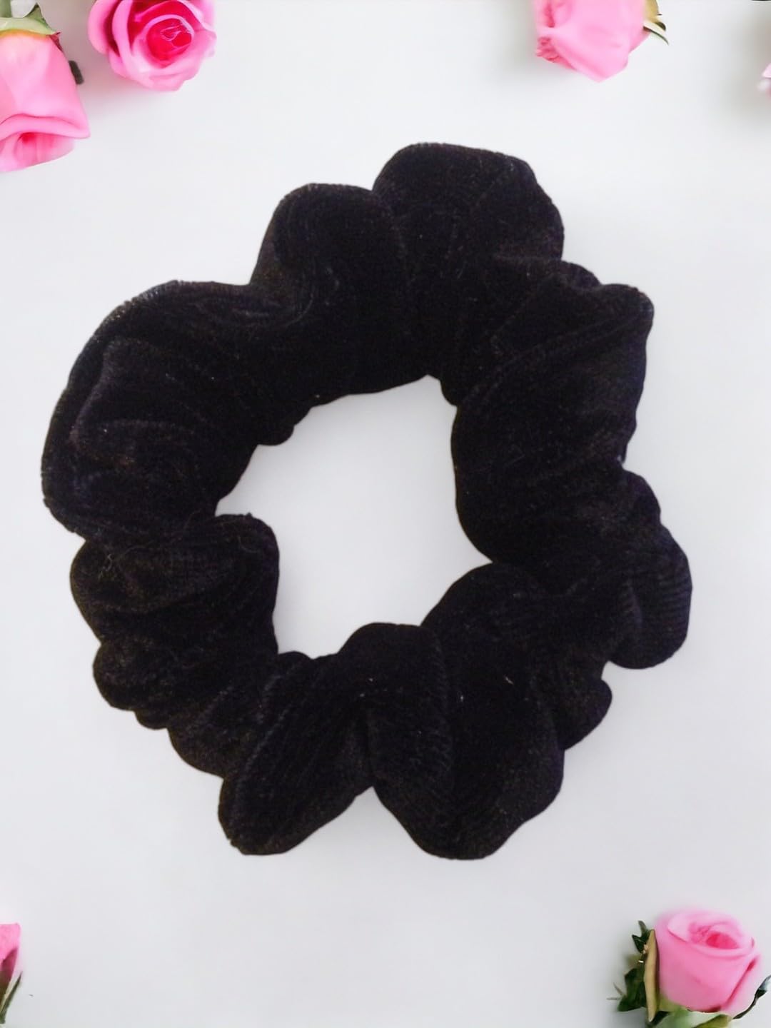 Black scrunchy